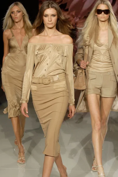Look 1